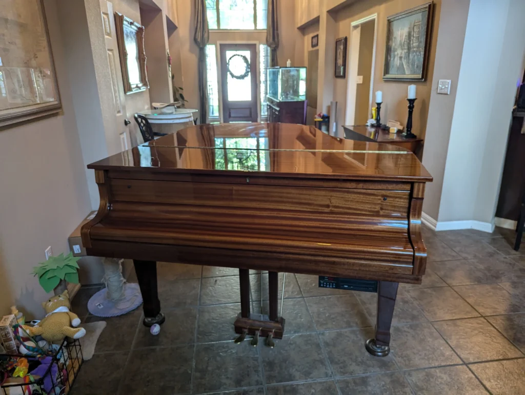 The Difference Between Player Pianos and Standard Pianos