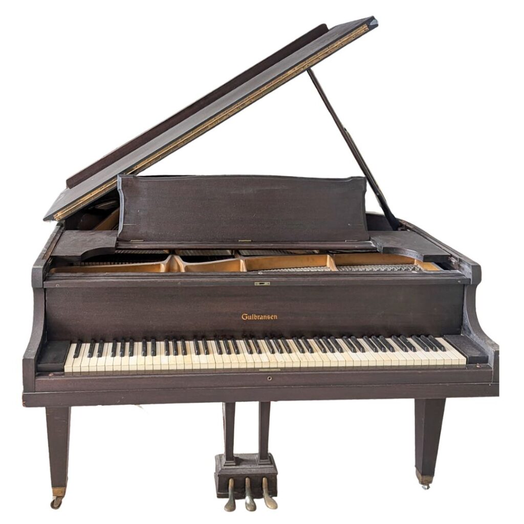 1925 Gulbransen Baby Grand
